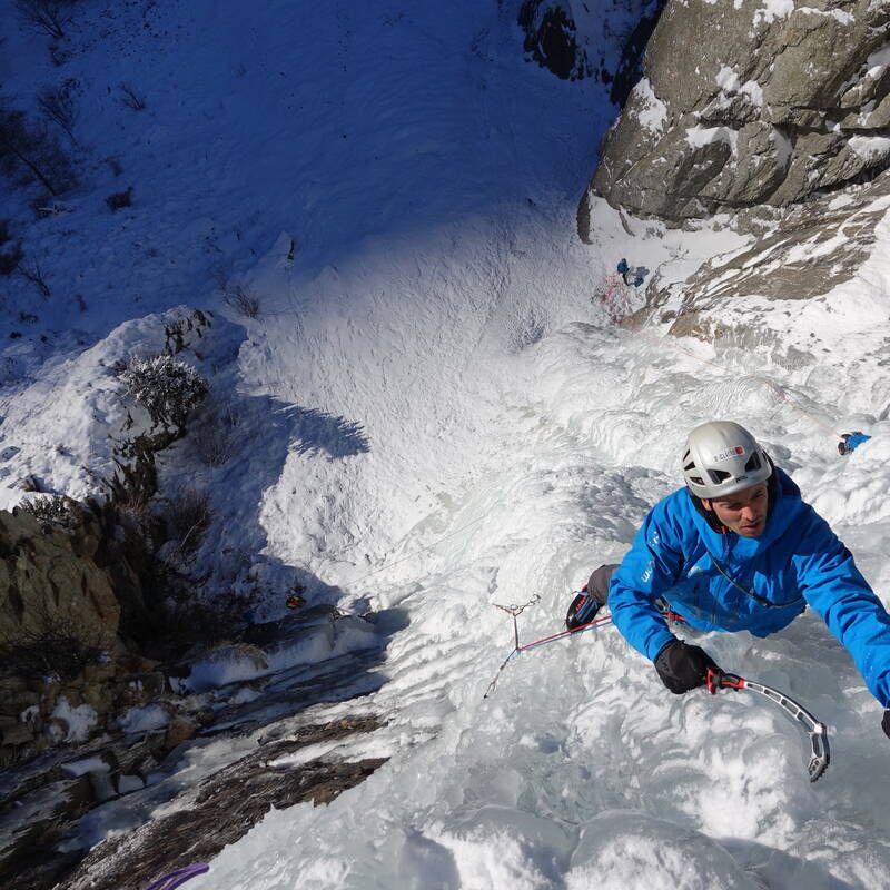 Ice climbing couse Chamonix Chamex