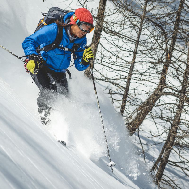 Skiing fresh snow on the Tour des Cerces with Chamex mountain guides.
