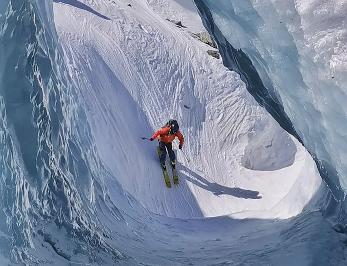 Skiing through crevasses on the Vallée Blanche