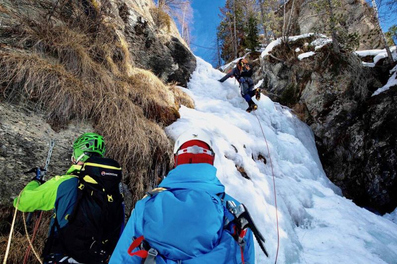 Ice climbing camp in Cogne, Chamonix experience