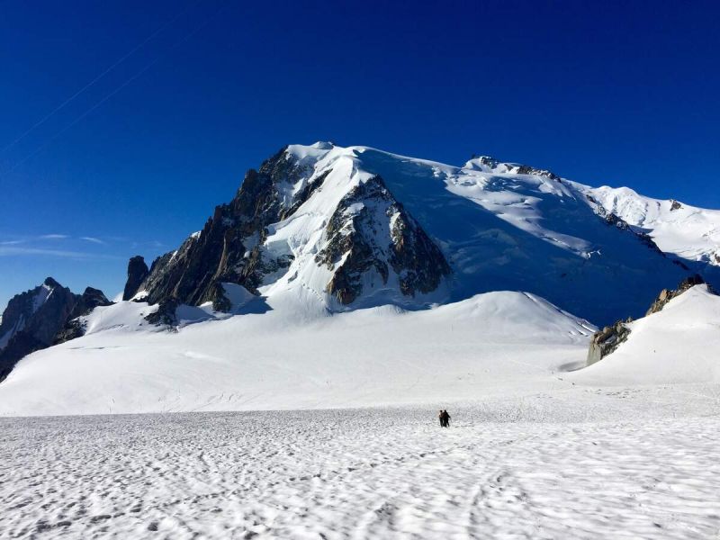 Vallee Blanche traverse with Mont Blanc du Tacul in the background