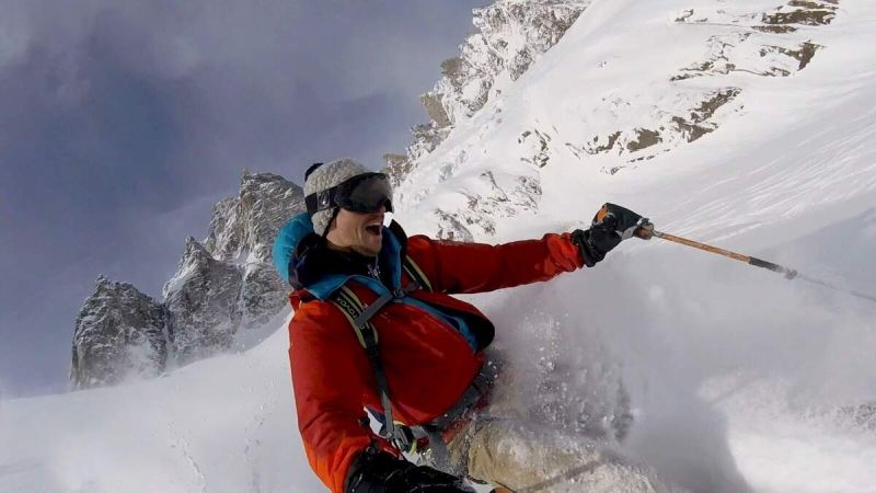 Further your freeride skills with private ski guides Chamonix.