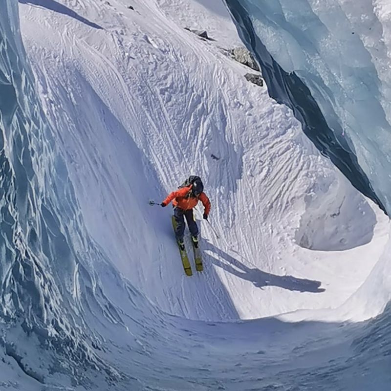 You can ski through crevasses with the Vallée Blanche ski guides