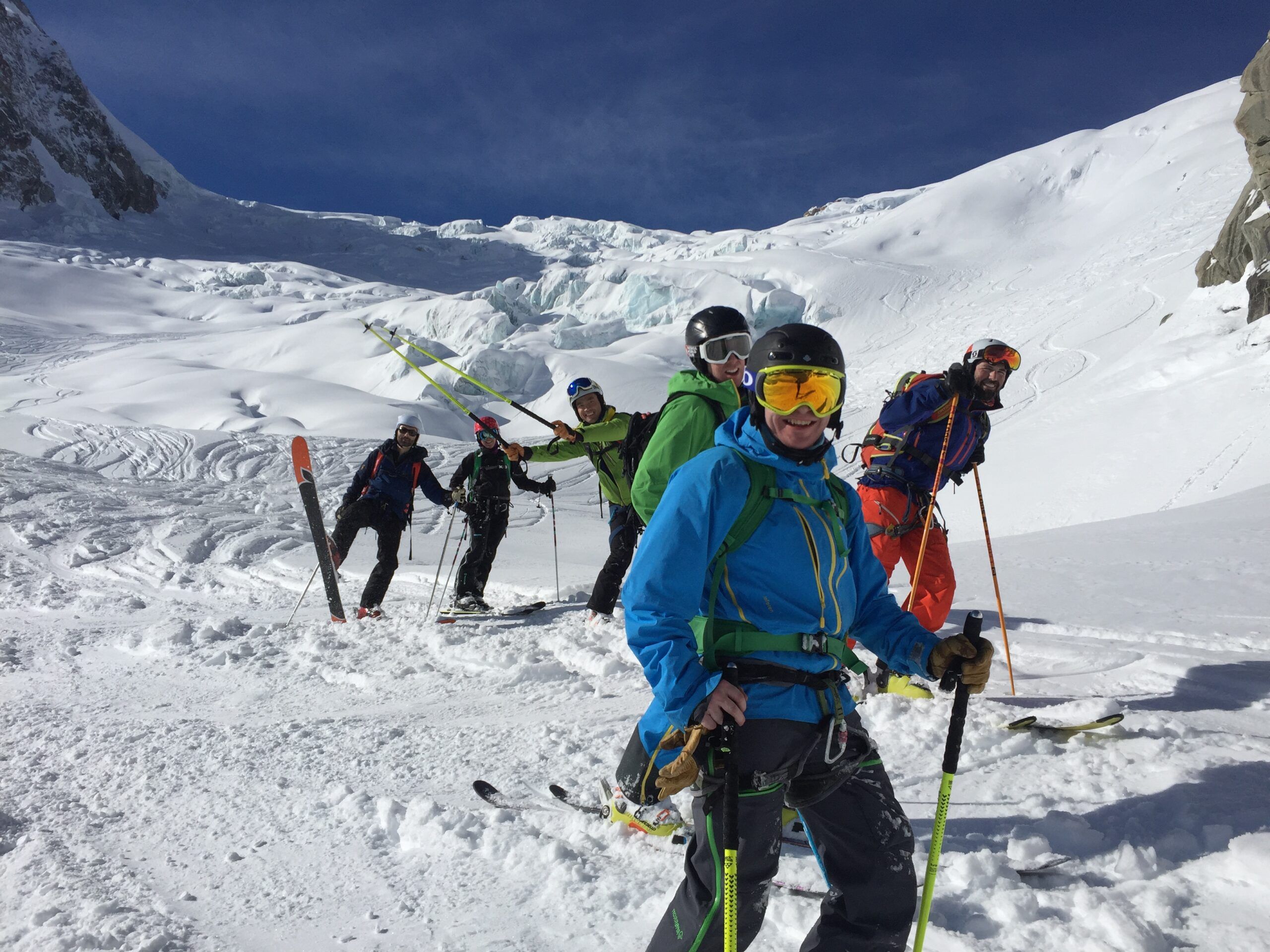 Vallee Blanche skiers.