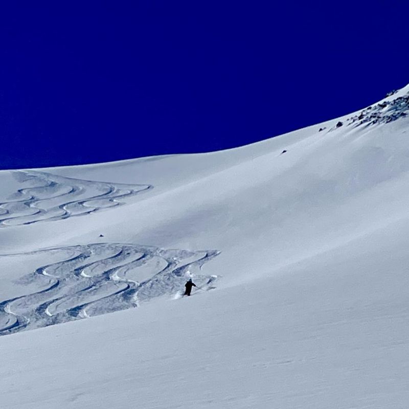 Make fresh tracks with Chamex Mont Blanc ski guide